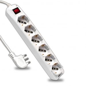 Multipresa con 6 prese 10/16a ​​2p+t bipasso/schuko 45 ° e interruttore generale luminoso e cavo 1,5m spina 16a 2p+t colore bianco