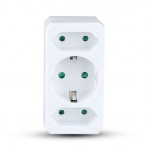 Adattatore a 2 modi con socket 2 euro 10a, 1 socket 10/16a ​​250 V (etichetta+ polibag) bianco